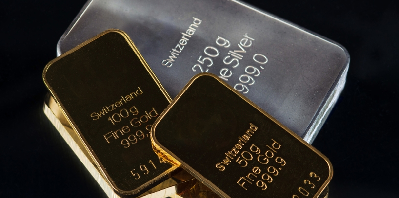 Gold and silver assets subject to Zakat in Hanafi fiqh, including jewelry, coins, ornaments, and utensils, whether for adornment or investment.